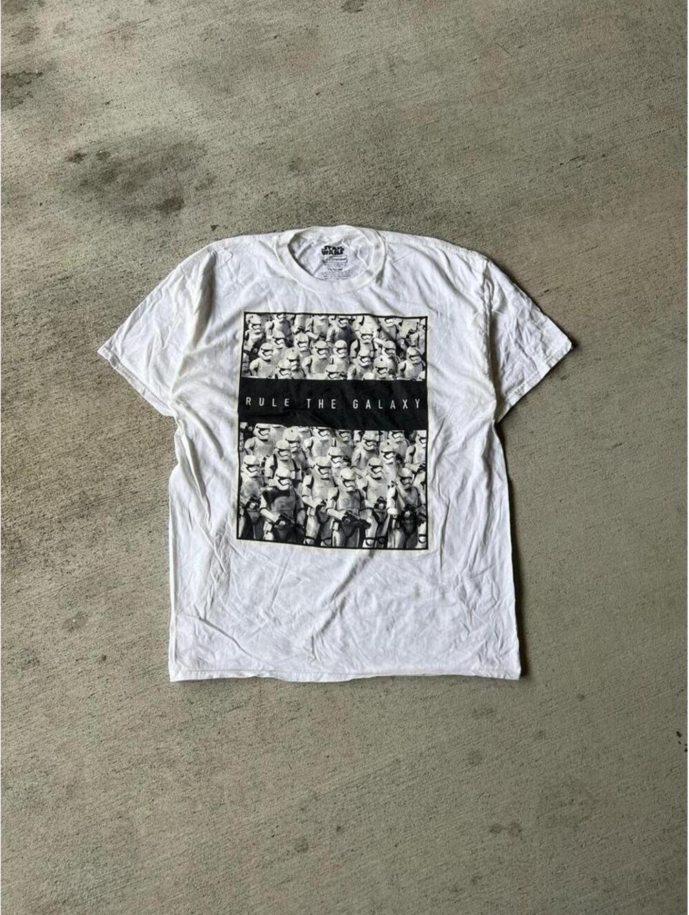 Star Wars Graphic Tee